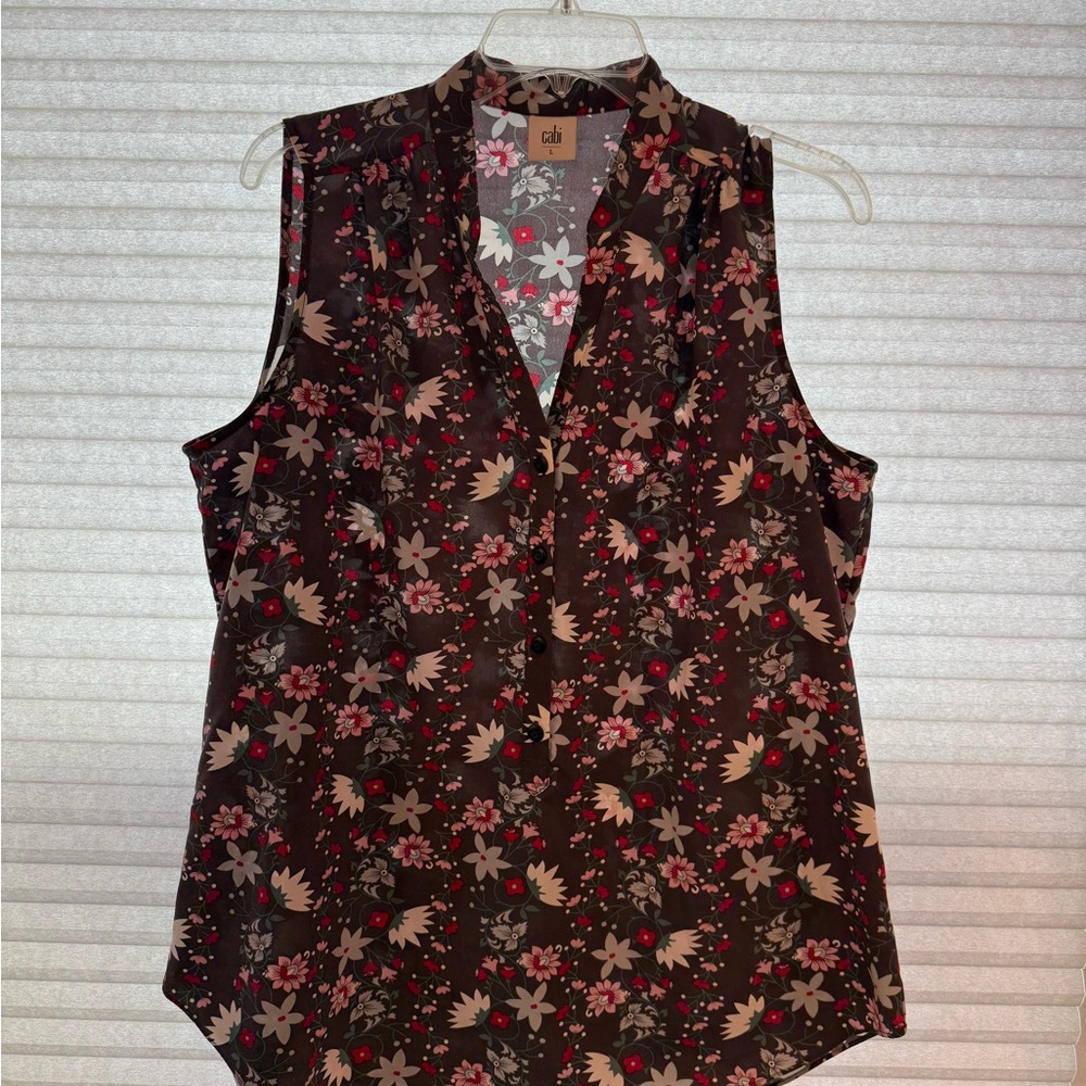 COPY - CAbi Short Sleeved Floral Blouse